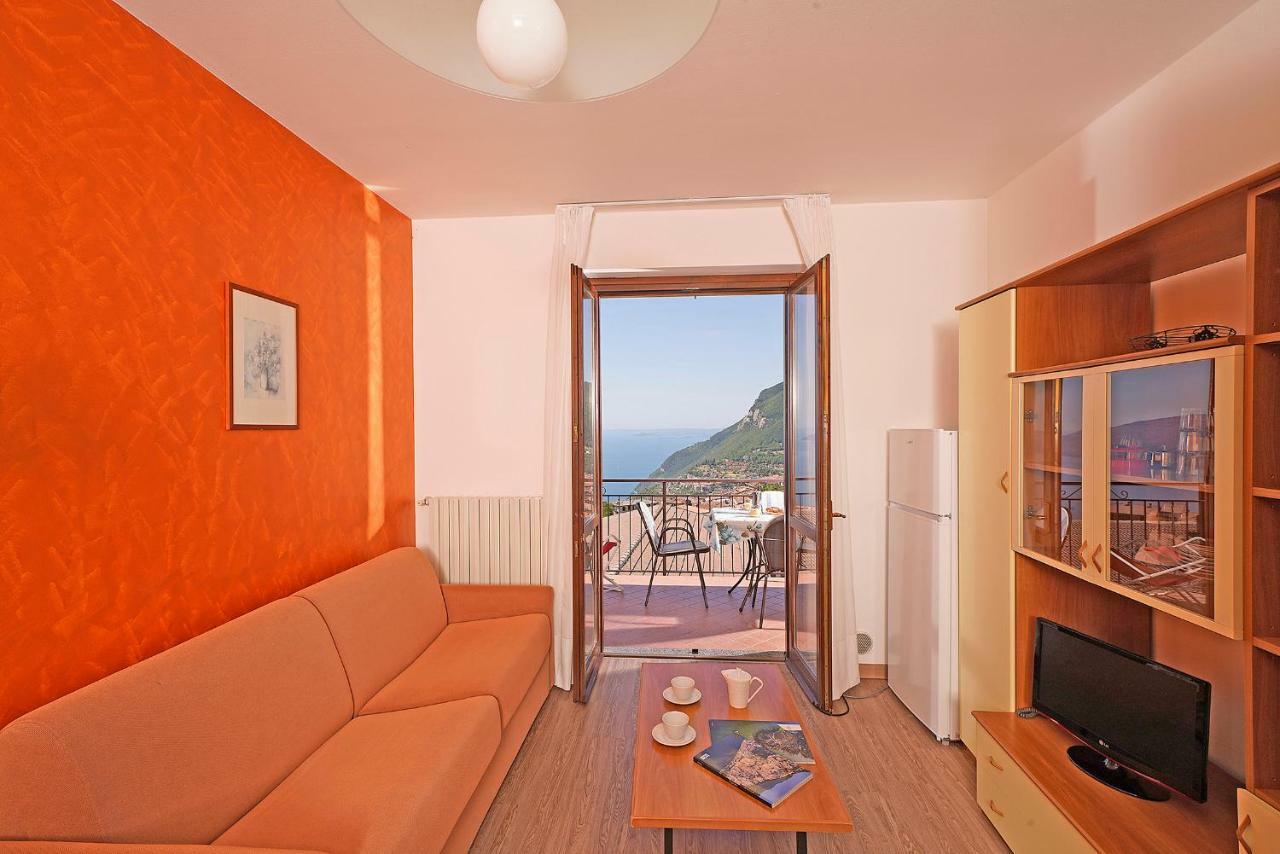 Residence Primera Rompala, Gtsgroup Tignale Εξωτερικό φωτογραφία