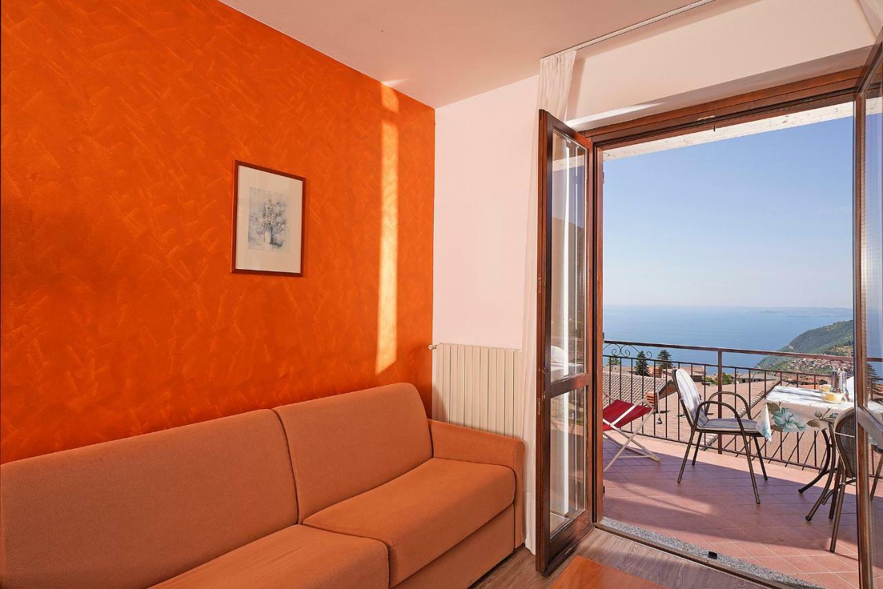 Residence Primera Rompala, Gtsgroup Tignale Εξωτερικό φωτογραφία